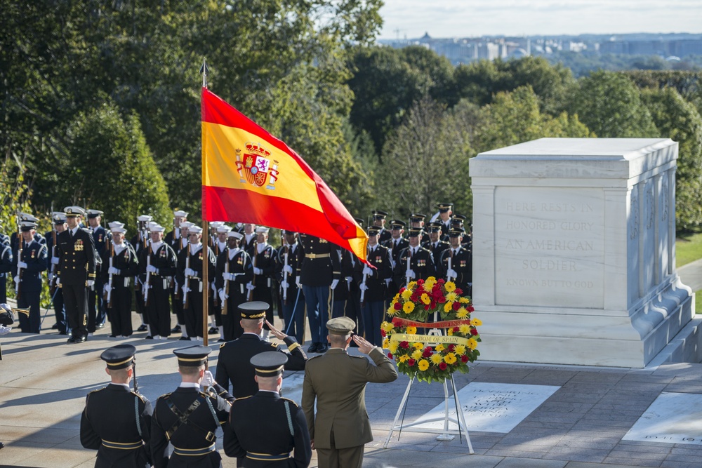 Spanish Chief of Defence Gen. Fernando Alejandre Participates in an Armed Forces Wreath-Laying Ceremony at the Tomb of the Unknown Soldier