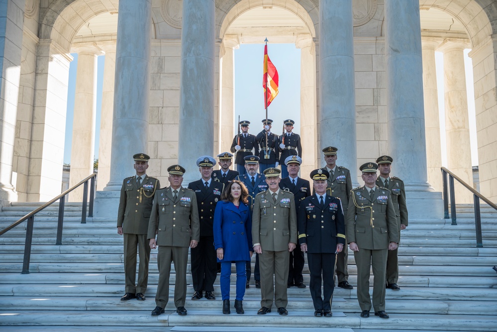 Spanish Chief of Defence Gen. Fernando Alejandre Participates in an Armed Forces Wreath-Laying Ceremony at the Tomb of the Unknown Soldier