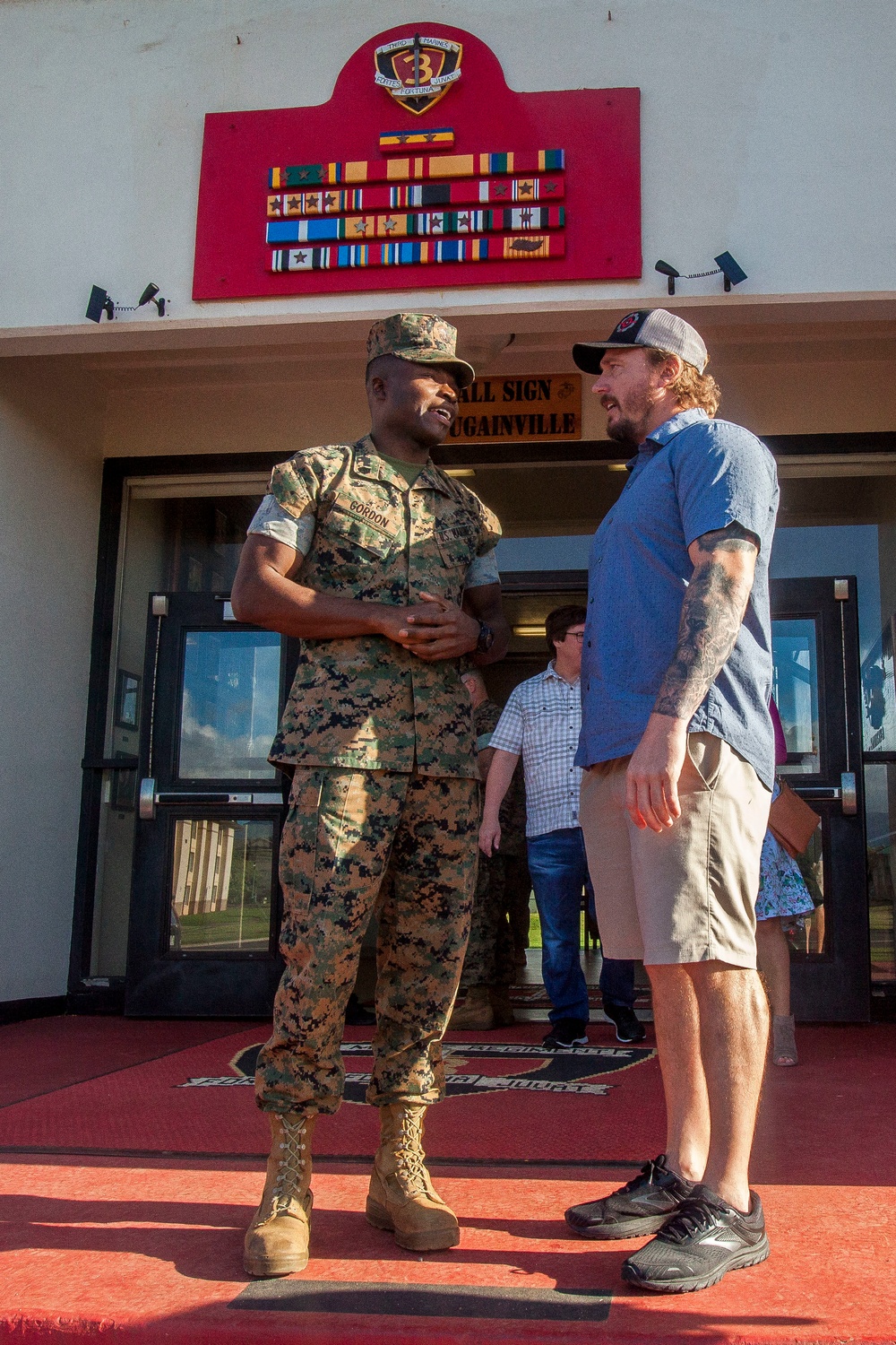 Dakota Meyer visits MCBH