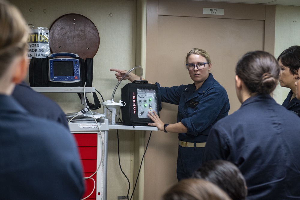 USNS Comfort Nursing Department Receive Crash Cart Training