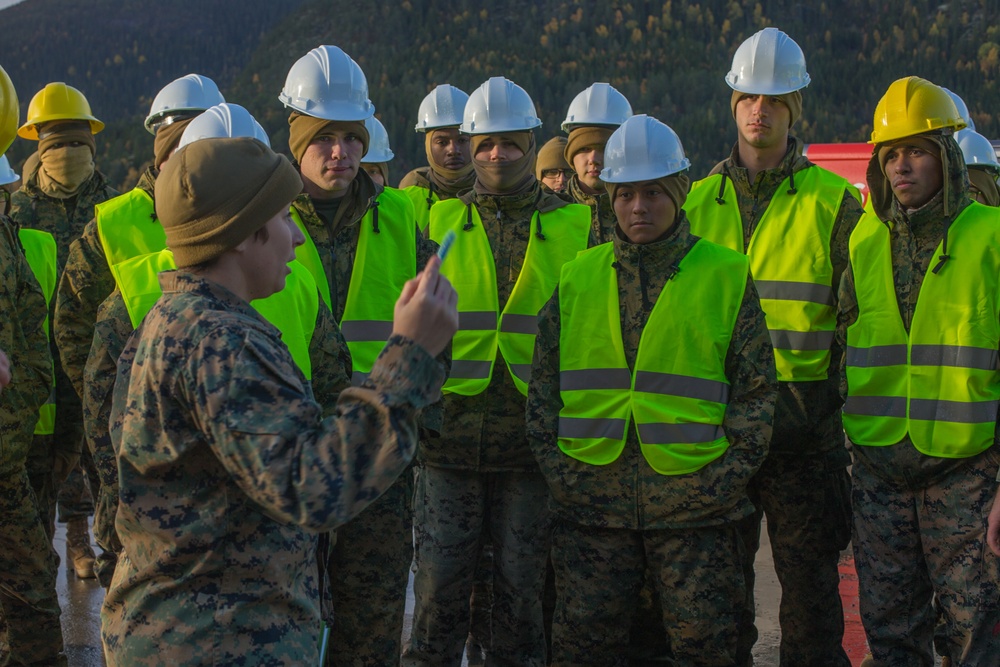 U.S. Marines and Norwegian Service Members Unload USNS 1st Lt. Baldomero Lopez