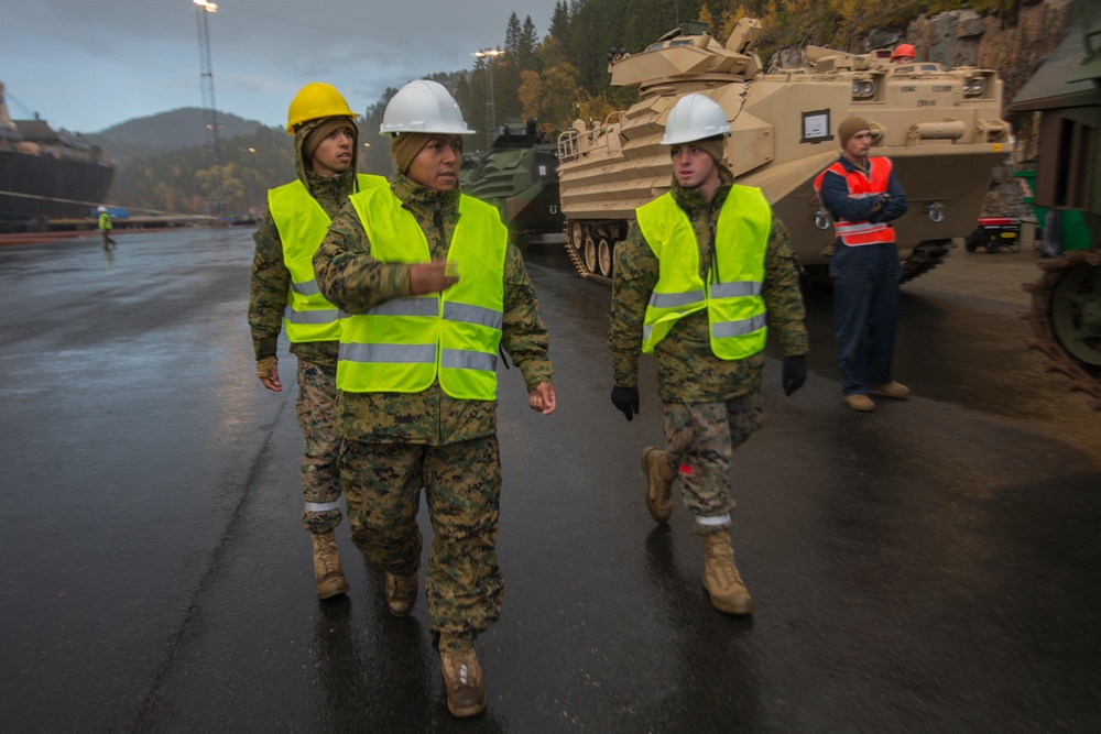 U.S. Marines and Norwegian Service Members Unload USNS 1st Lt. Baldomero Lopez