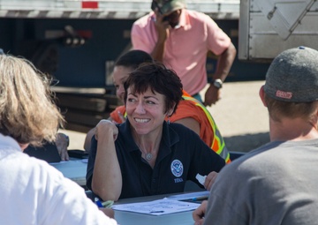 Hurricane survivors register for disaster assistance with FEMA DSA Teams
