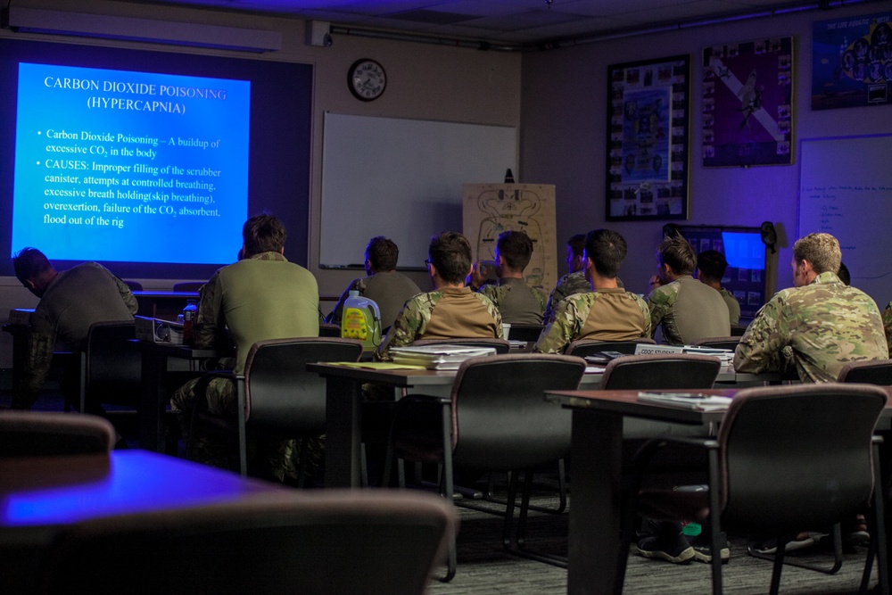 Soldiers Attend the U.S. Army Special Forces Combat Diver Qualification Course