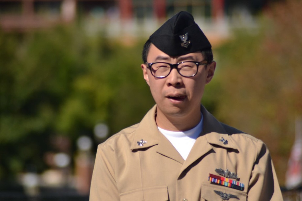 Naval Museum hosts a re-enlistment ceremony