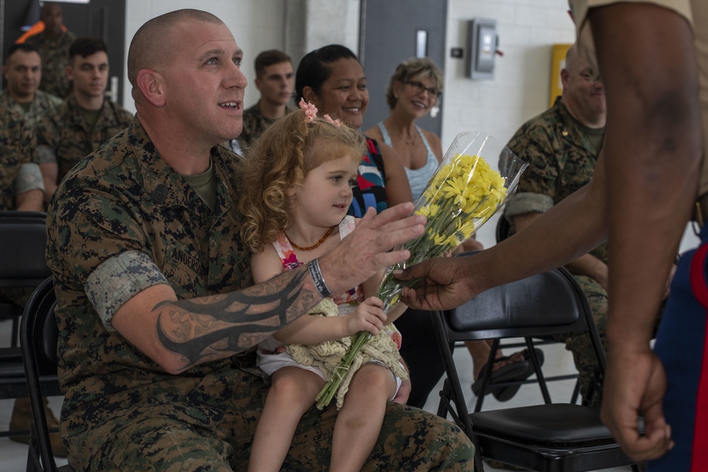 &quot;Lucky Red Lions&quot; welcome new sergeant major