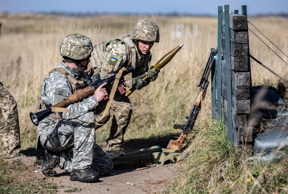 Soldiers from the 278th ACR oversee new rotational unit in Ukraine