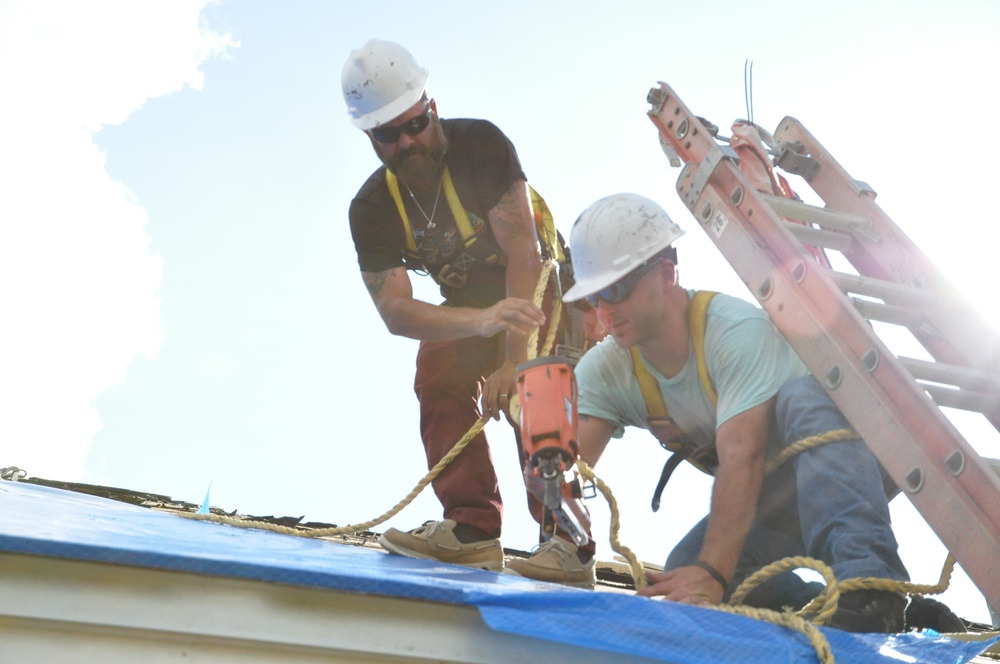 USACE Begins Blue Roof Installation