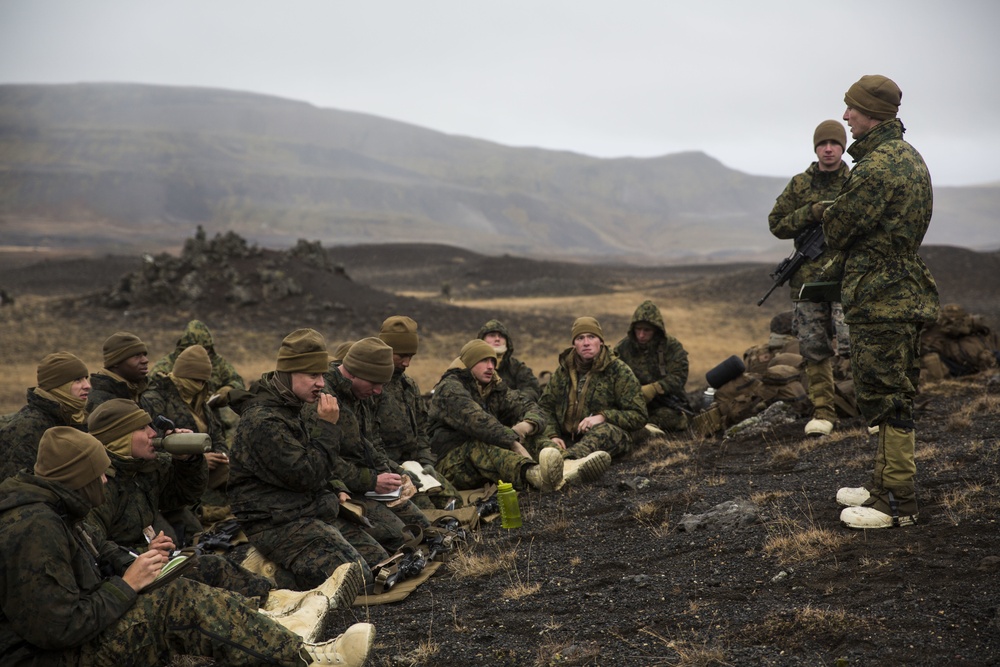 24th MEU conducts Icelandic cold weather training