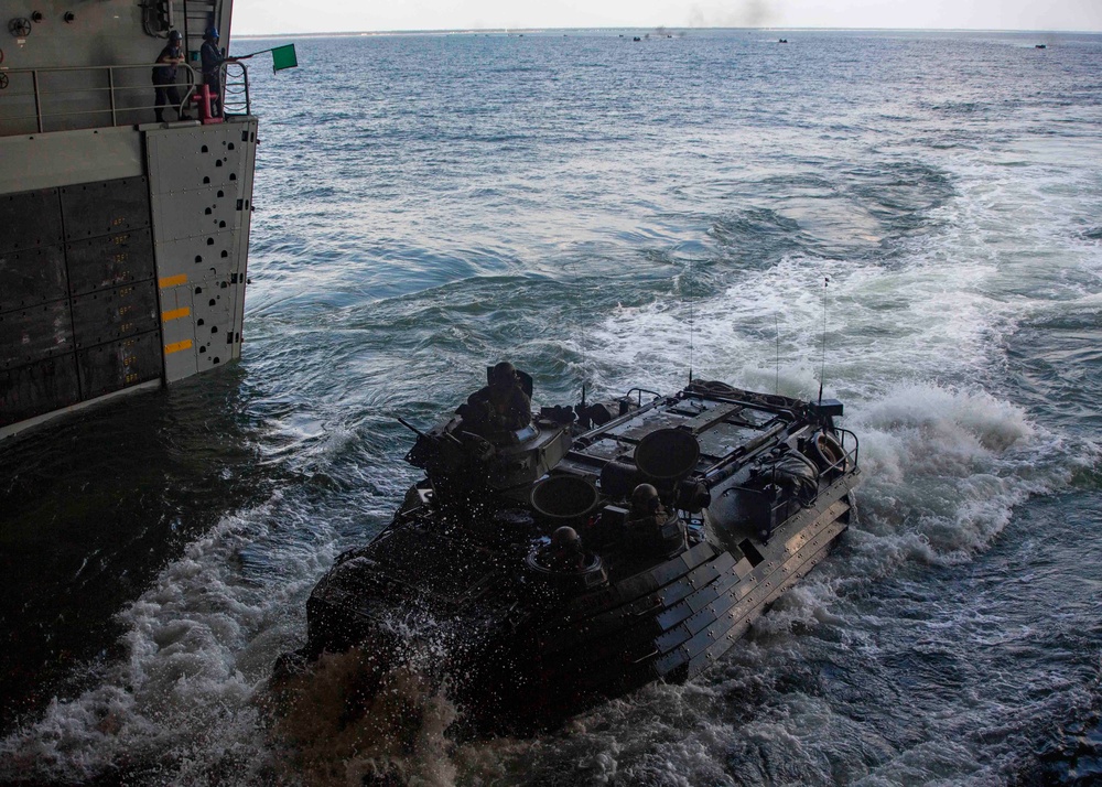 Marine AAVs board the USS Arlington for COMPTUEX