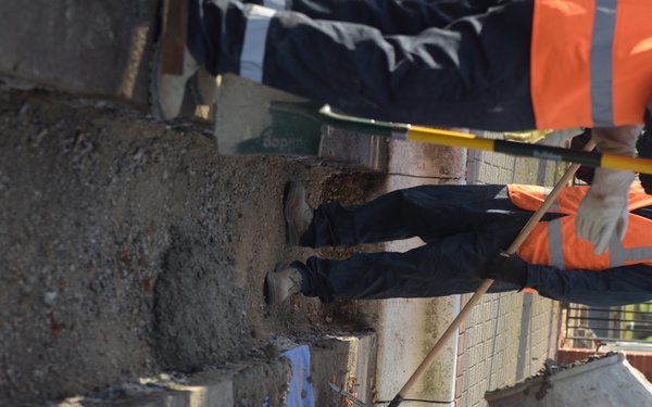 Construction on Gate 6 the Bird in Hand