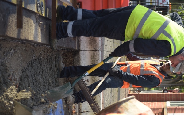 Construction on Gate 6 the Bird in Hand