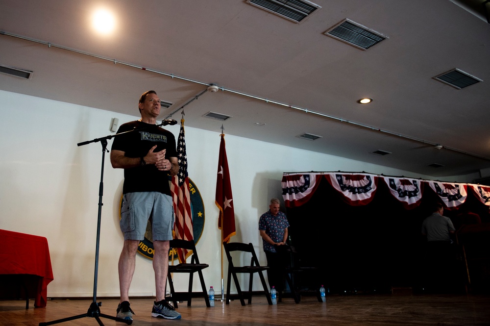 CJTF-HOA Leaders Recognize Service Members during ALL Hands