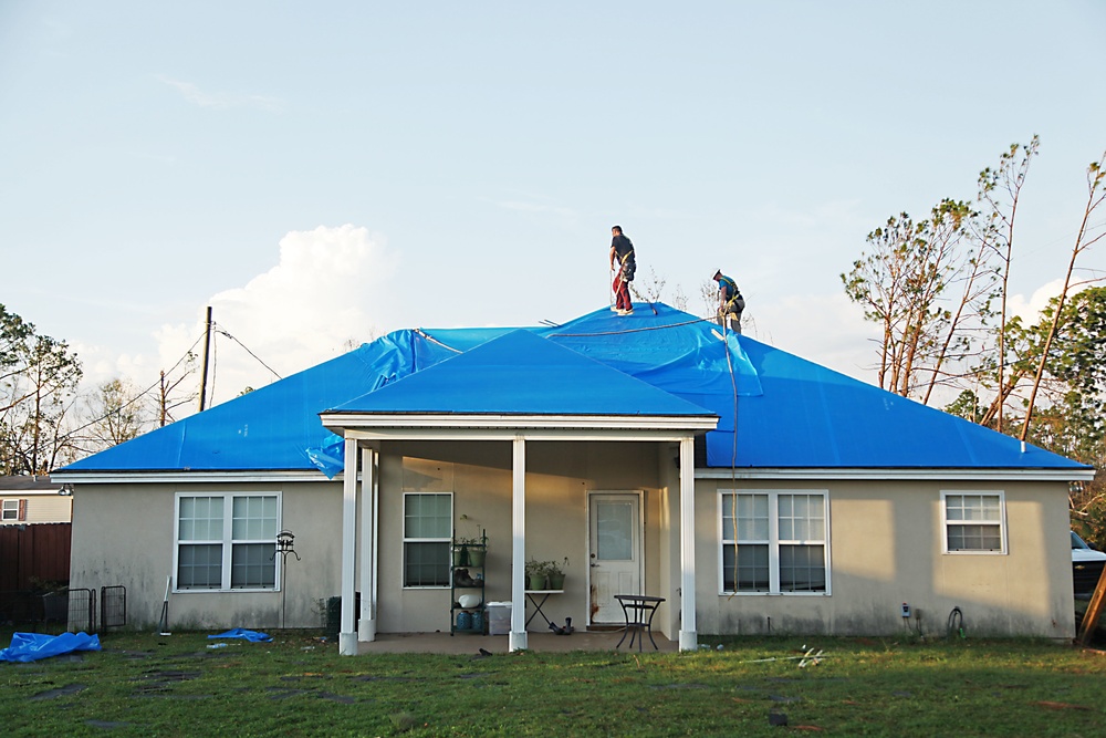 U.S. Army Corps of Engineers registers Florida Panhandle residents for installation of temporary roofing