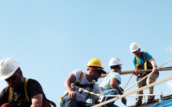 U.S. Army Corps of Engineers installs temporary roofing on homes of Florida Panhandle residents
