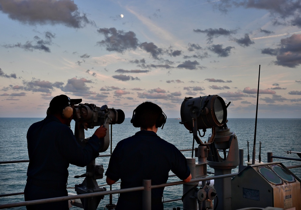 Underway watch aboard USS Wasp
