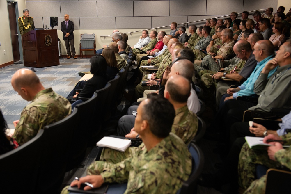 Iraqi counter-terrorism general speaks at JSOU