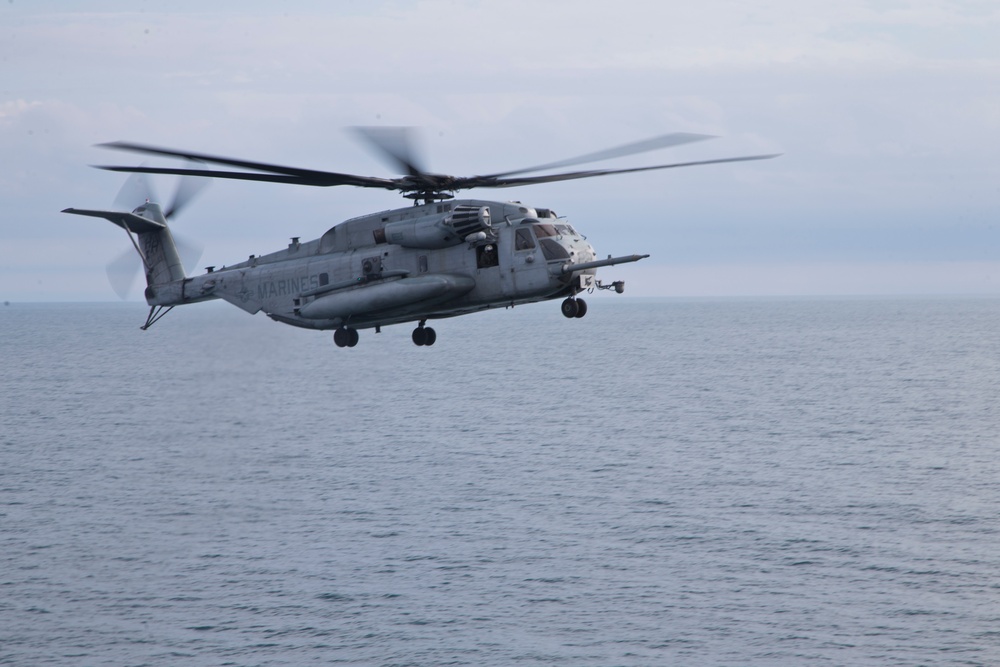 USS Kearsarge flight ops