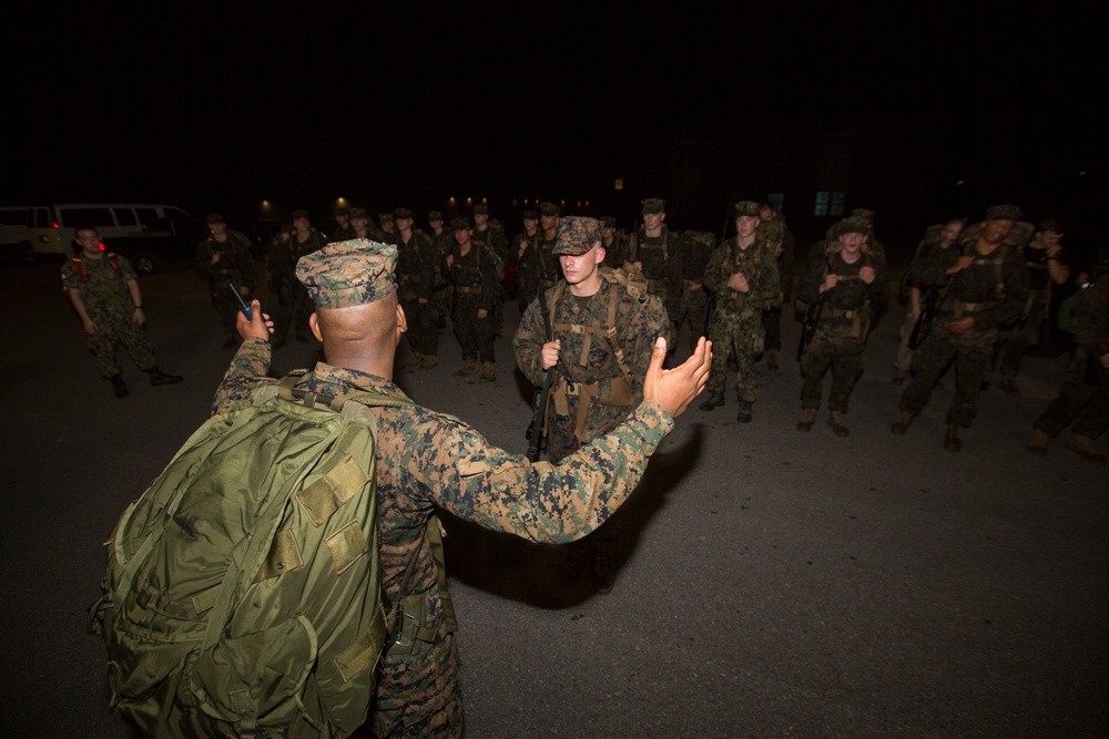 MARFORRES Marines assist in NROTC hike