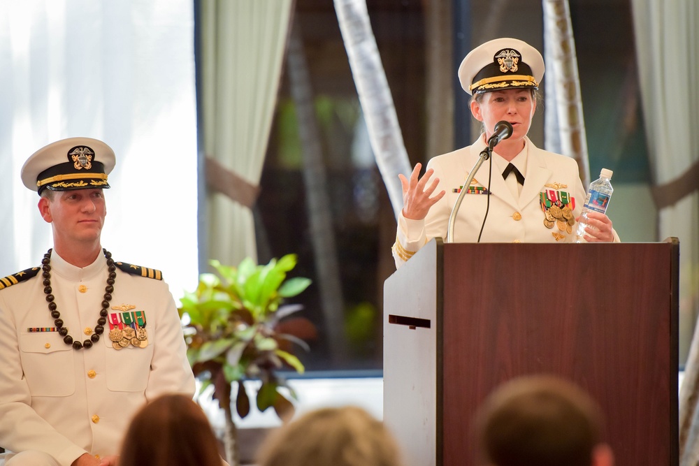 Cherrett Relieves Bushnell at Joint Typhoon Warning Center