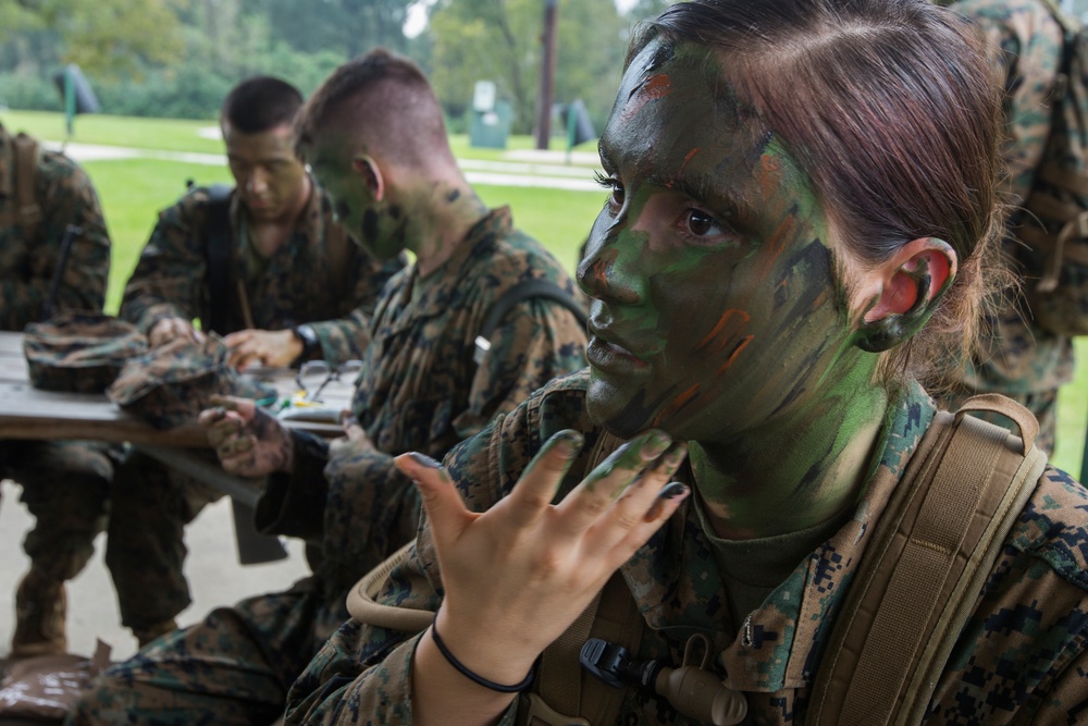 MARFORRES Marines evaluate NROTC Midshipmen