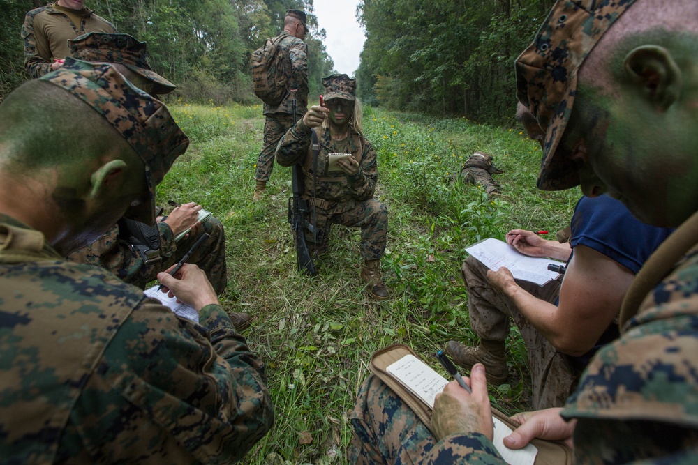 MARFORRES Marines evaluate NROTC Midshipmen