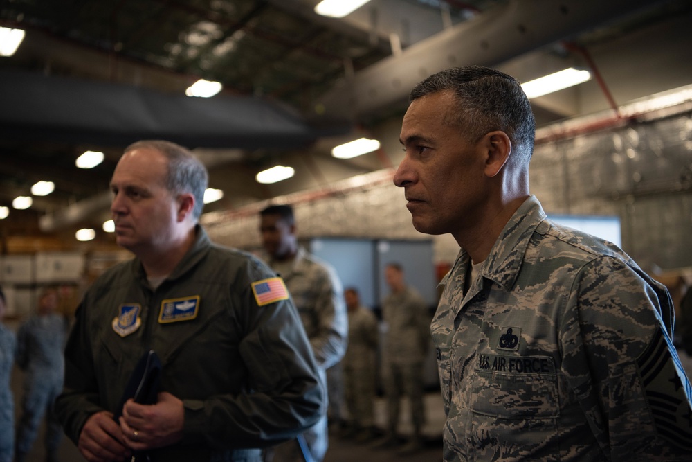 DVIDS - Images - USFJ, 5th AF Commander visits Kadena Air Base [Image ...