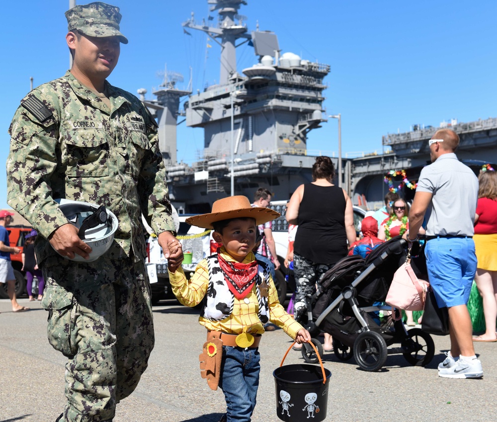 USS Theodore Roosevelt (CVN 71)