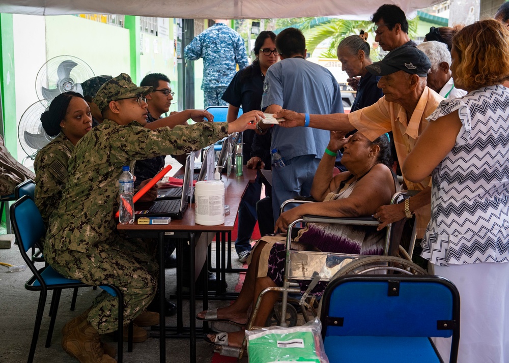 USNS Comfort Personnel Begin Treatment at Land Based Medical Sites in Ecuador