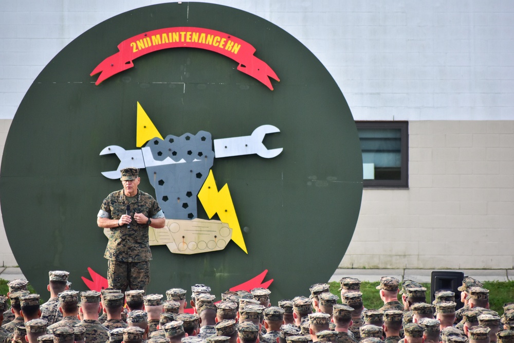 Commandant addresses the Marines and Sailors of CLR-25