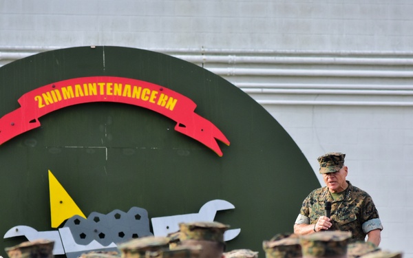 Commandant addresses the Marines and Sailors of CLR-25