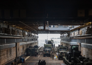CLB-31 adds long-haul, heavy transportation capability aboard Ashland during at sea deployment