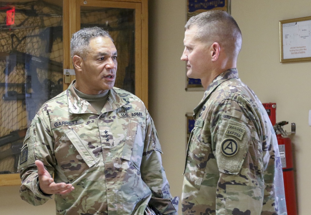 Lt. Gen. Garrett Visits Area Support Group - Kuwait, Attends Change of Responsibility