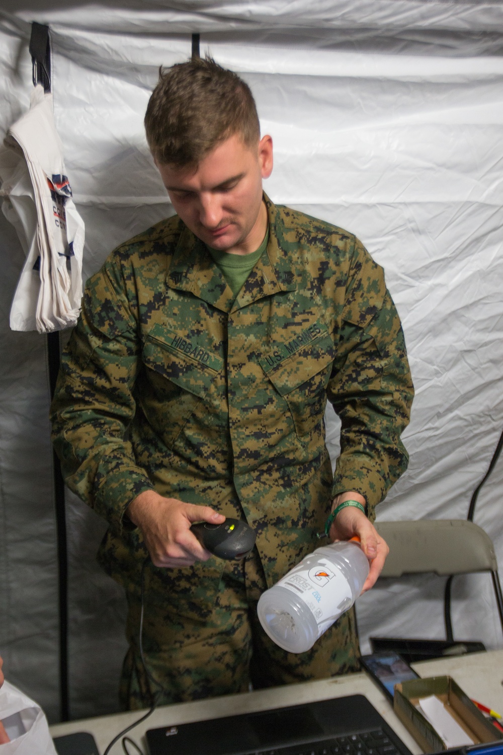 MCCS Marines Provide MCX Services to 2nd Marine Division