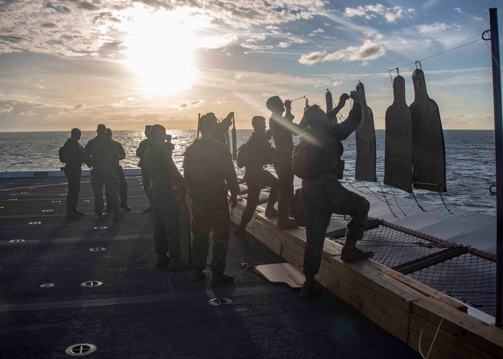 BLT 1/2, 22nd MEU Night Deck Shoot aboard the USS Arlington