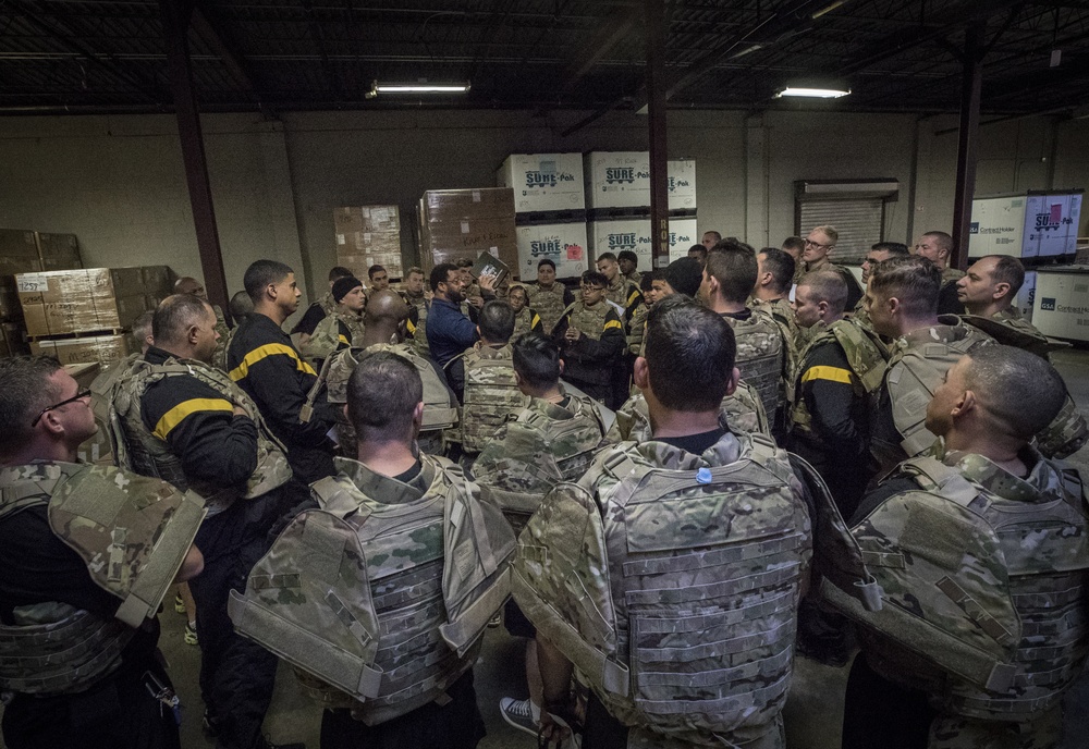 113th Infantry Regiment Soldiers issued gear during Rapid Fielding Initiative