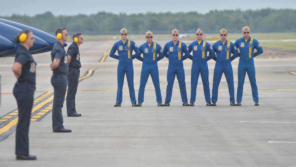 Blue Angels Perform for Houston