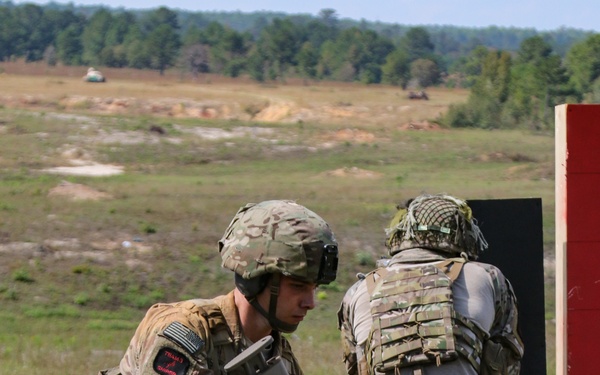 It takes two: Paratroopers compete in the 2018 International Sniper Competition
