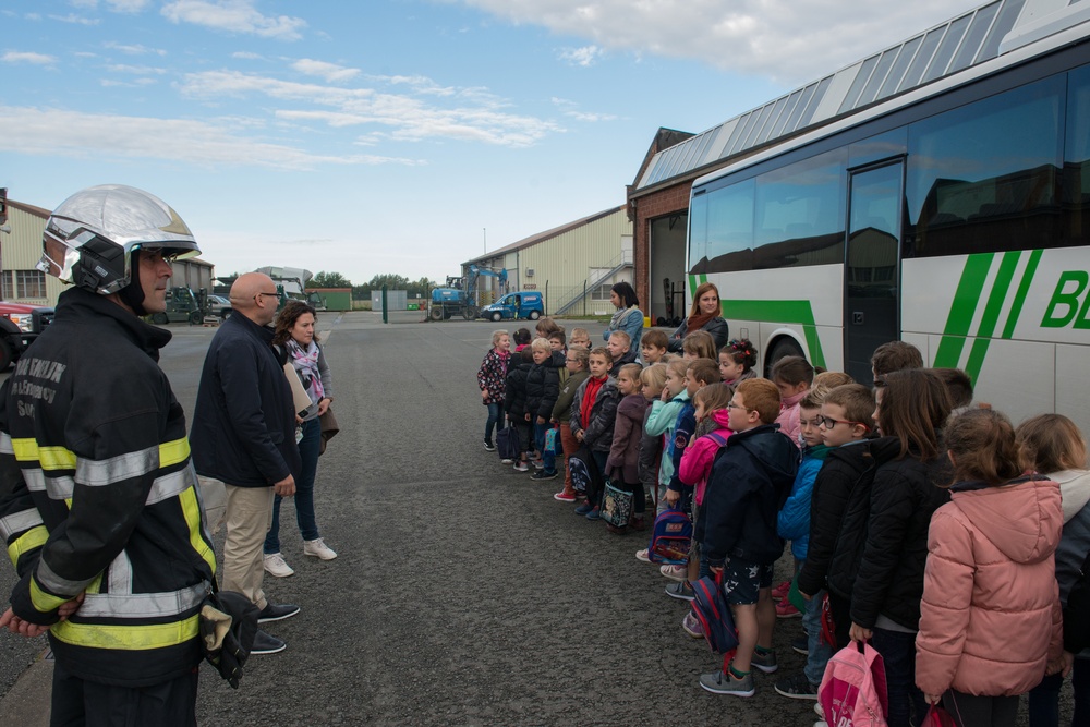 Fire Prevention Week: Belgian childs visit Fire Station