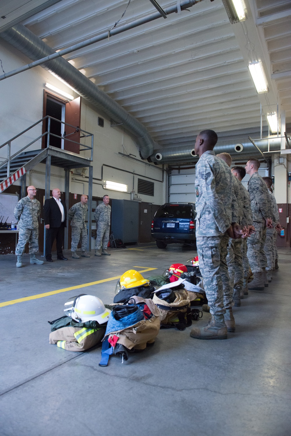 Air Force Fire Chief visits 424th ABS