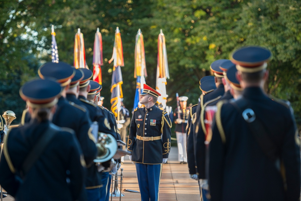 Chairman of the Republic of Korea Joint Chiefs of Staff Gen. Park Hanki Participates in an Armed Forces Full Honors Wreath-Laying Ceremony at the Tomb of the Unknown Soldier