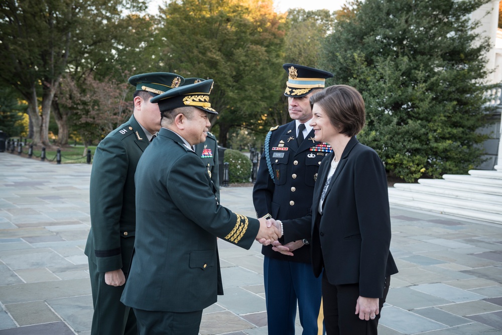 Chairman of the Republic of Korea Joint Chiefs of Staff Gen. Park Hanki Participates in an Armed Forces Full Honors Wreath-Laying Ceremony at the Tomb of the Unknown Soldier