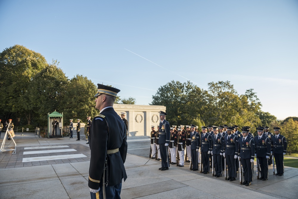 Chairman of the Republic of Korea Joint Chiefs of Staff Gen. Park Hanki Participates in an Armed Forces Full Honors Wreath-Laying Ceremony at the Tomb of the Unknown Soldier