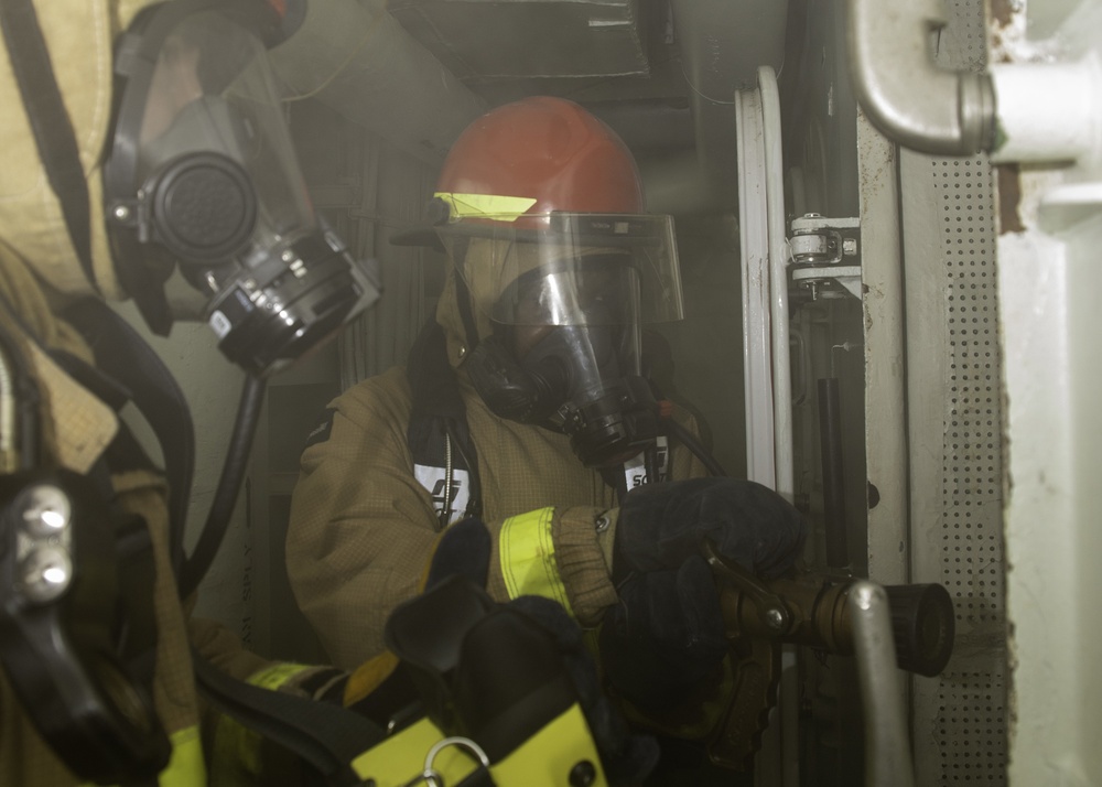 Bonhomme Richard Sailors Train in Condition II Damage Control Drill