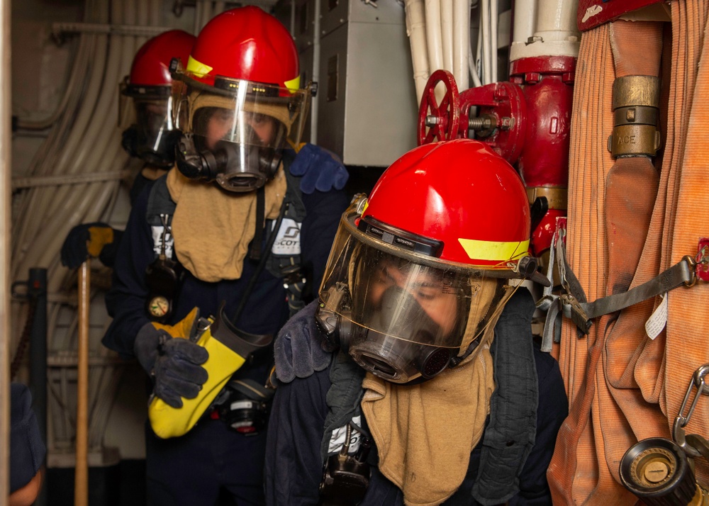 Bonhomme Richard Sailors Train in Condition II Damage Control Drill