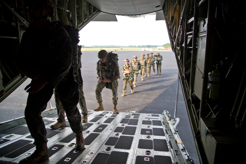 22nd MEU MRF Static/Freefall Jumps