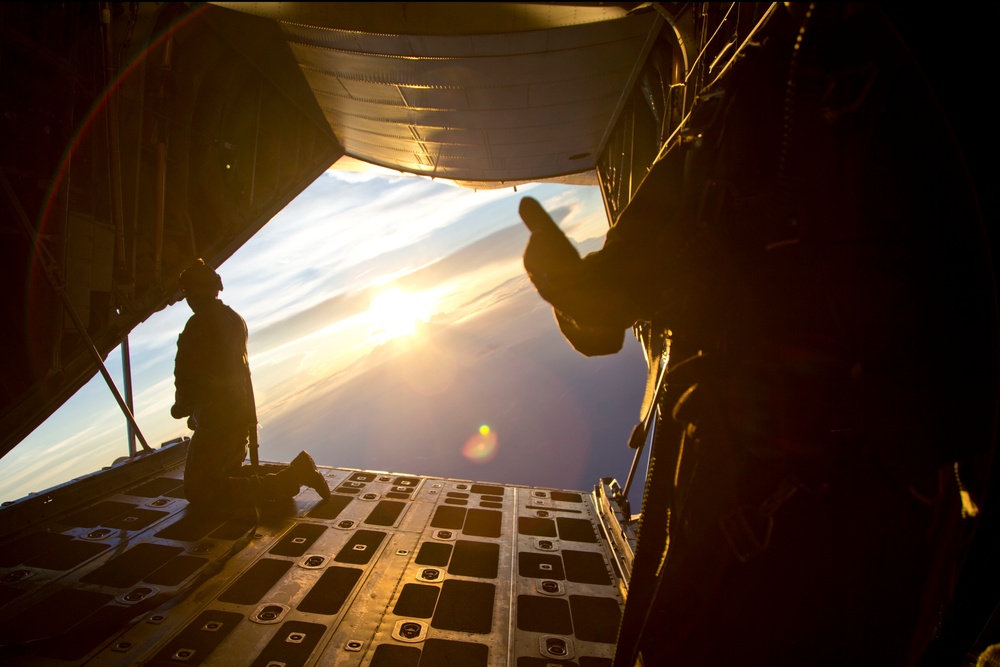 22nd MEU MRF Static/Freefall Jumps