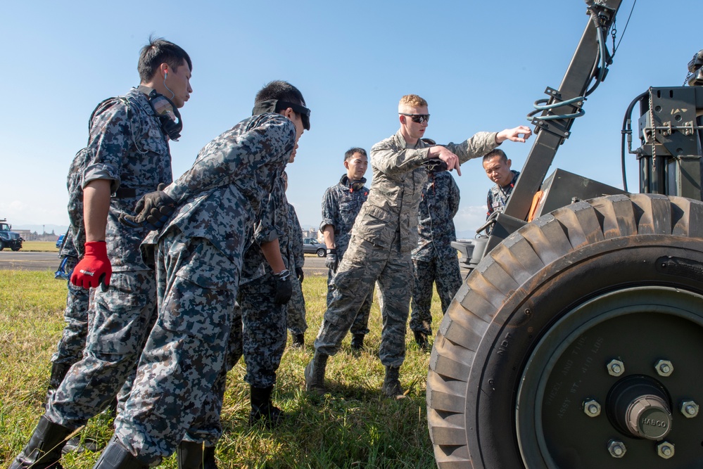 374th CES, Koku Jietai team up for bilateral training