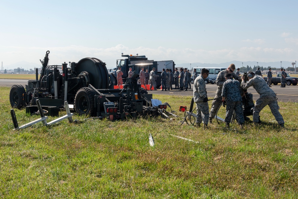 374th CES, Koku Jietai team up for bilateral training