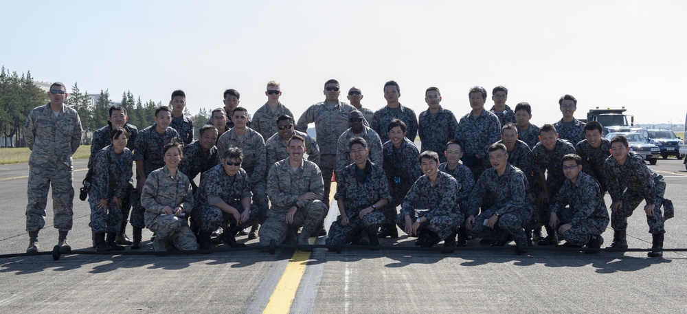 374th CES, Koku Jietai team up for bilateral training